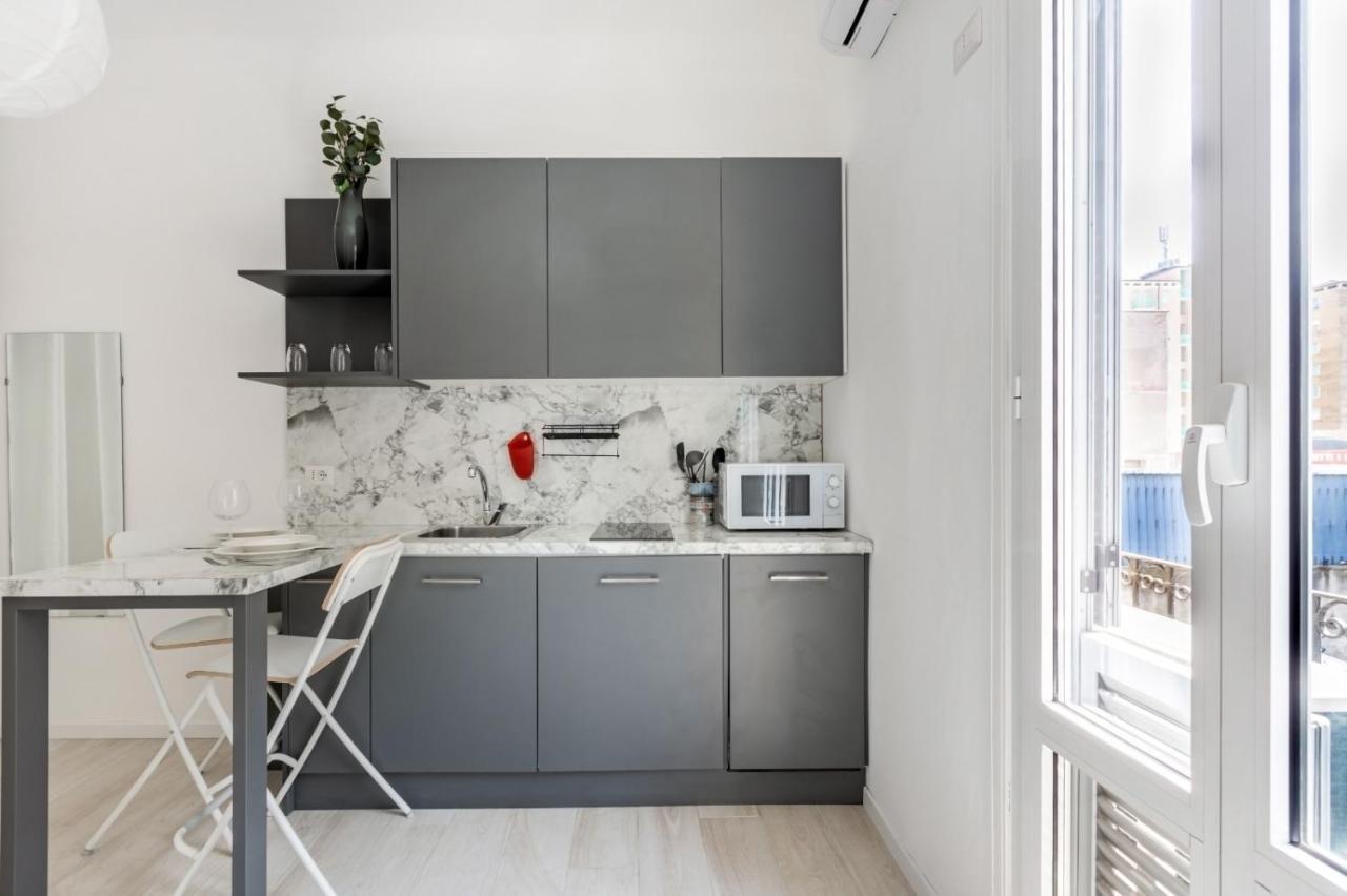Bright Apt 600Mt From Viale Zara! Milan Extérieur photo
